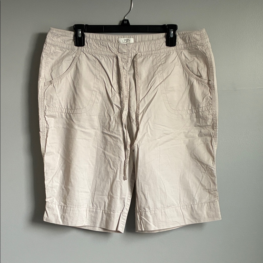 Loft Women's Tan Cargo Shorts